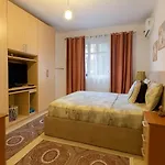 דירה Comfort&cozy Near Airport & Bus Terminal
