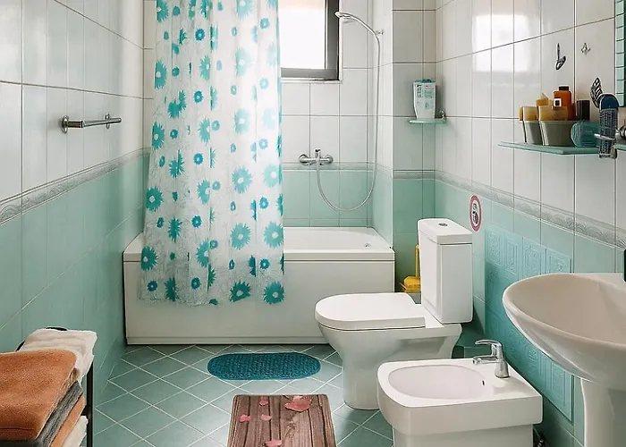 Comfort&cozy Near Airport & Bus Terminal Apartment